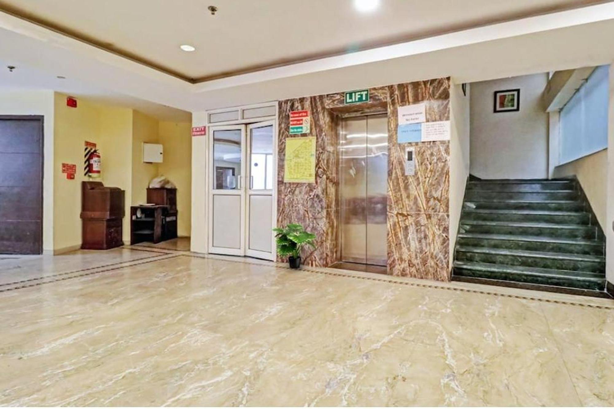 B - Llions Old Delhi Gurgaon Rd New Delhi